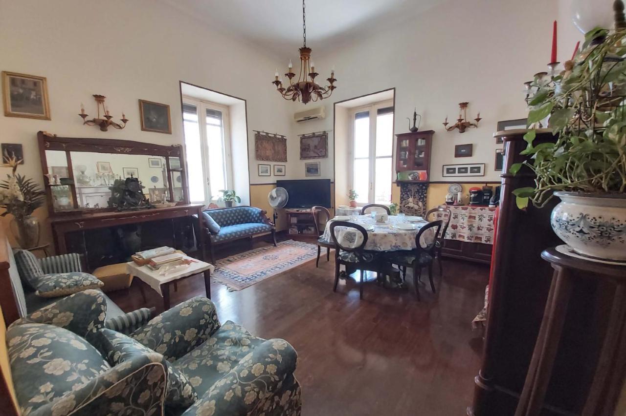 Bed And Breakfast Latomare เนเปิลส์ ภายนอก รูปภาพ