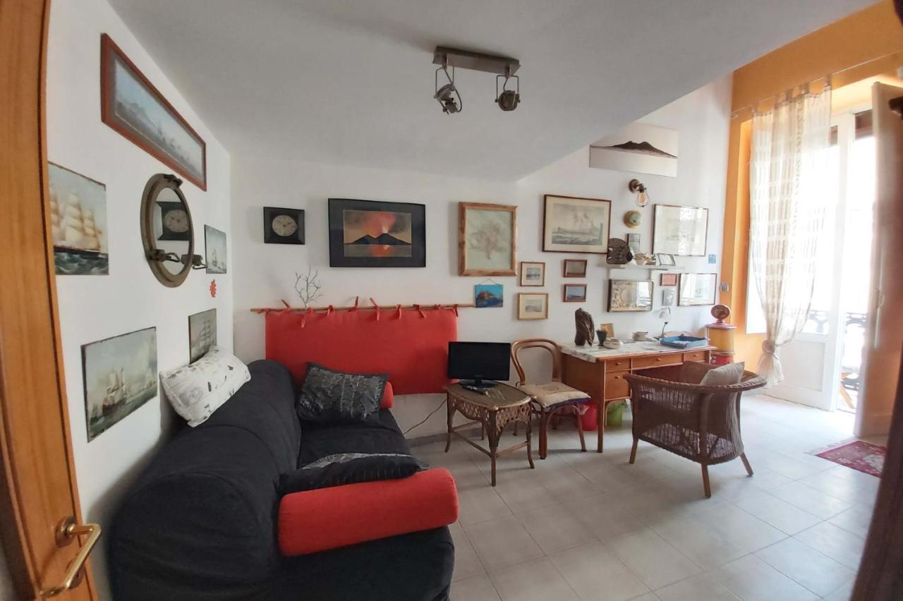 Bed And Breakfast Latomare เนเปิลส์ ภายนอก รูปภาพ